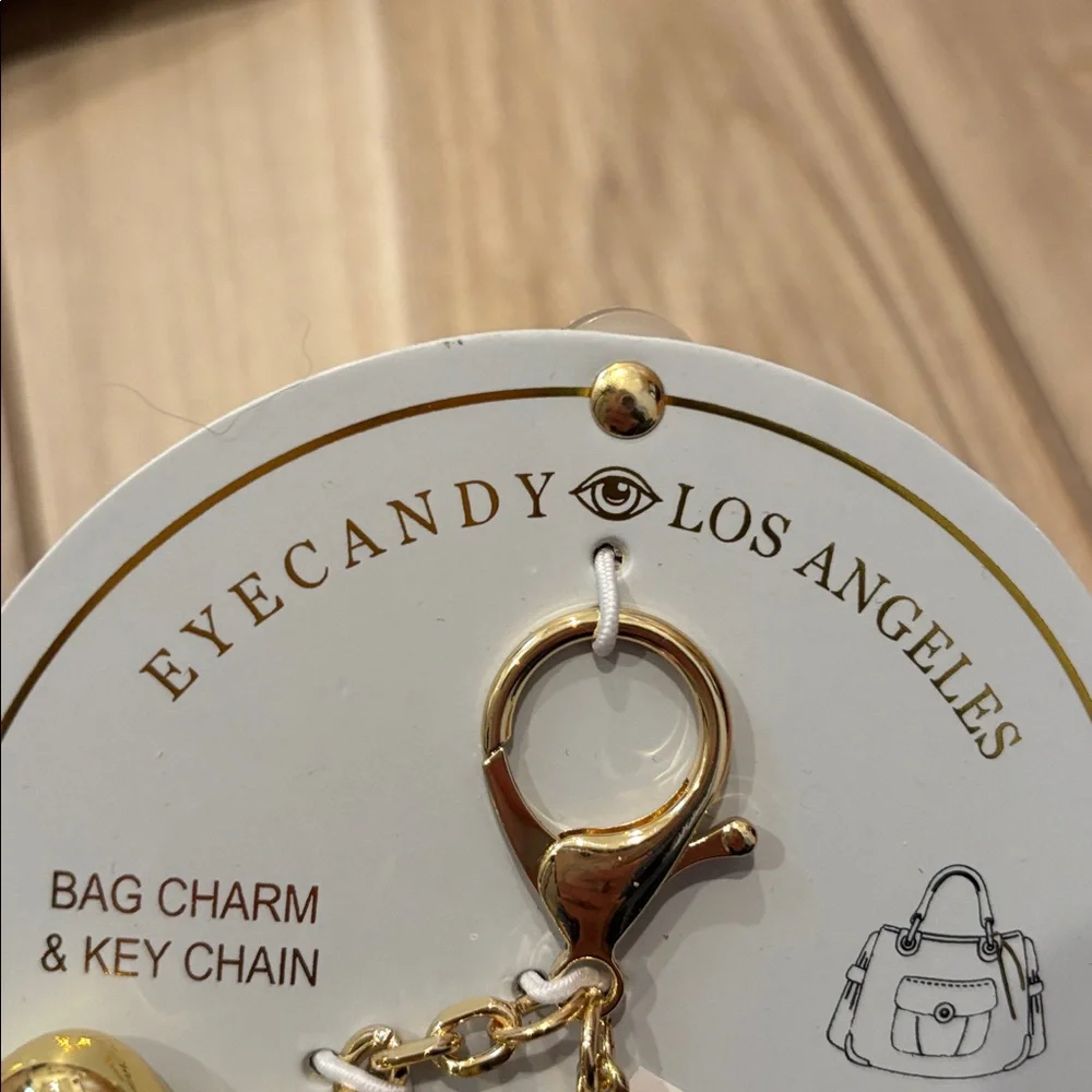 NWT Eyecandy crochet Brown Bear Keychain/charm w/ Gold Bow & faux Pearl loop
